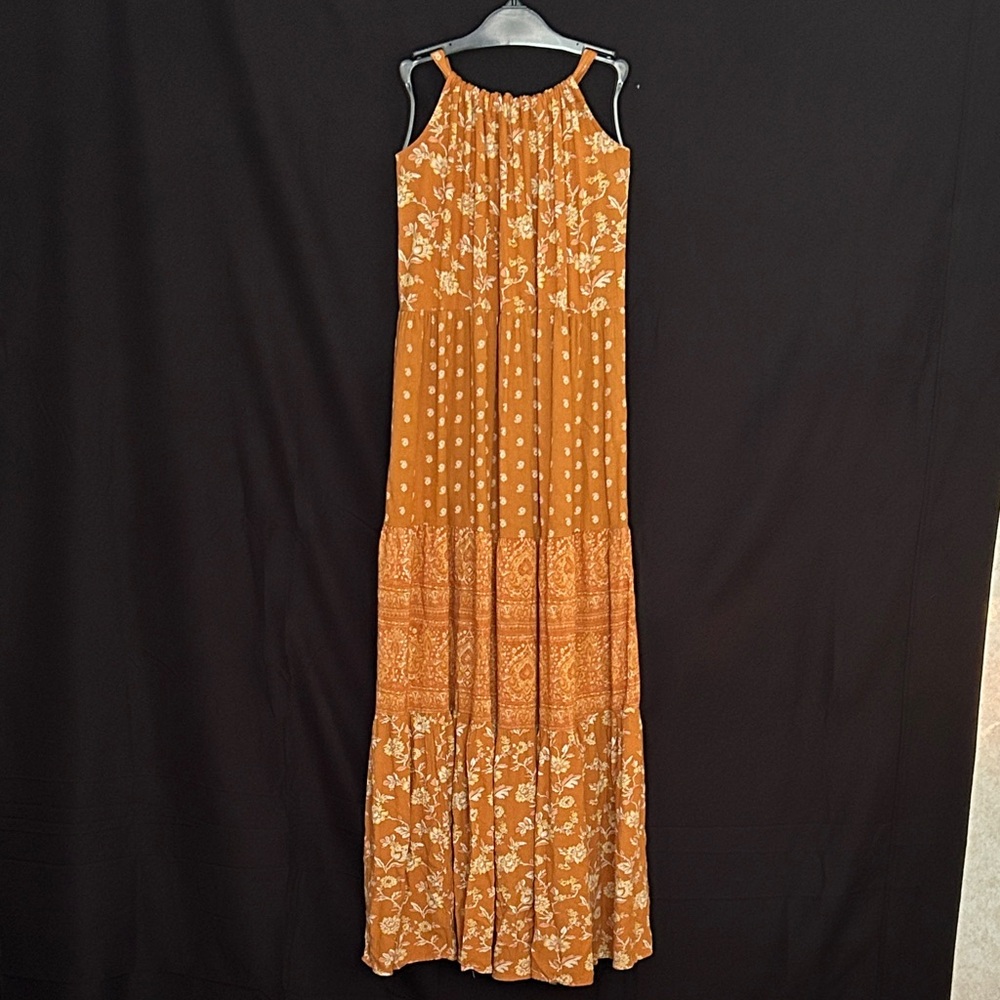 Wonderly Rust Floral Tiered Maxi Dress